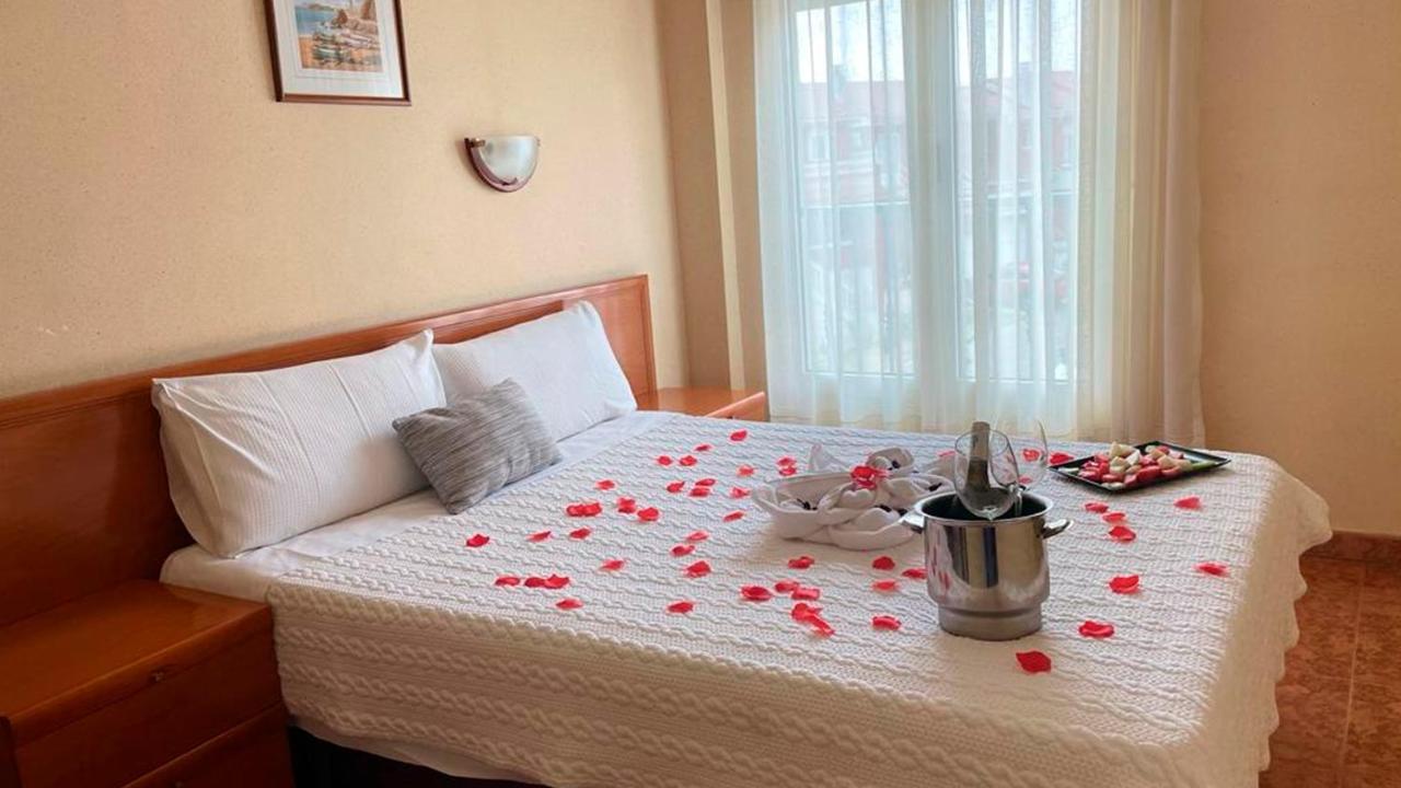 El Pozo De La Nieve Hotel Tordesillas Ngoại thất bức ảnh